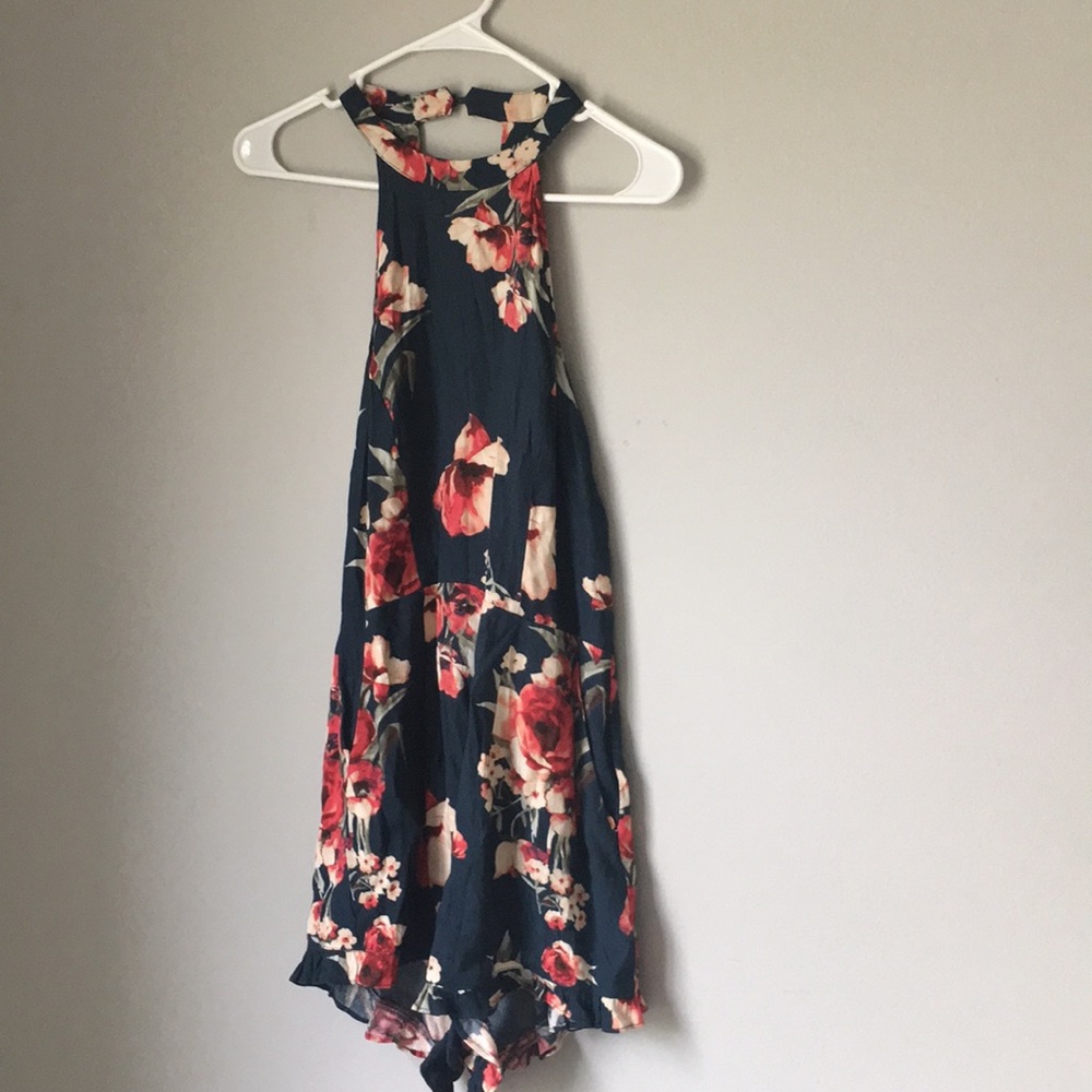 Forever21 halter romper with pockets